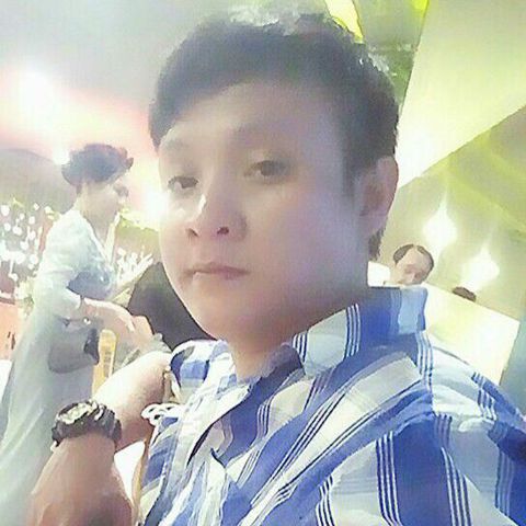 TUẤN Hoàng