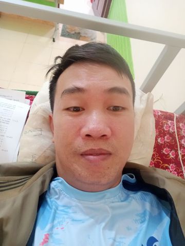 Hùng