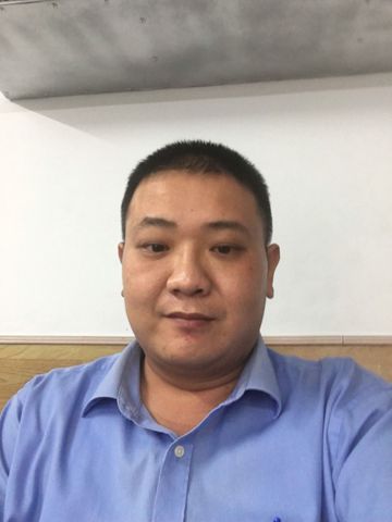 DC Hùng