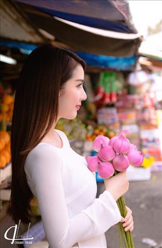 Ai Yeu Em Khong