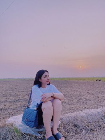 Kim Hằng