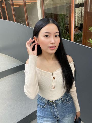 Giang Trần Khánh Quyên
