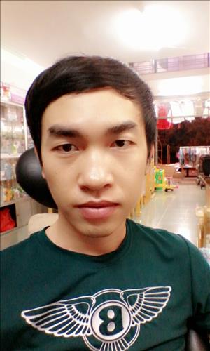 Mắt Đỏ