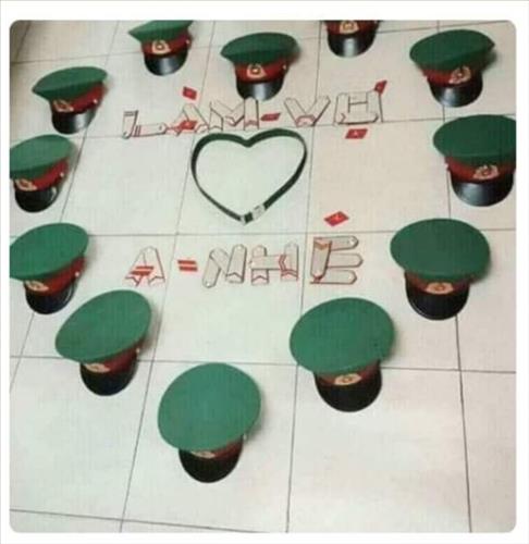 Anh sẽ về sớm thôi