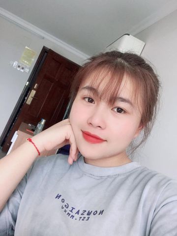 Hồng Thắm