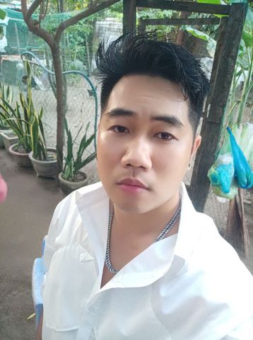 Le van trung