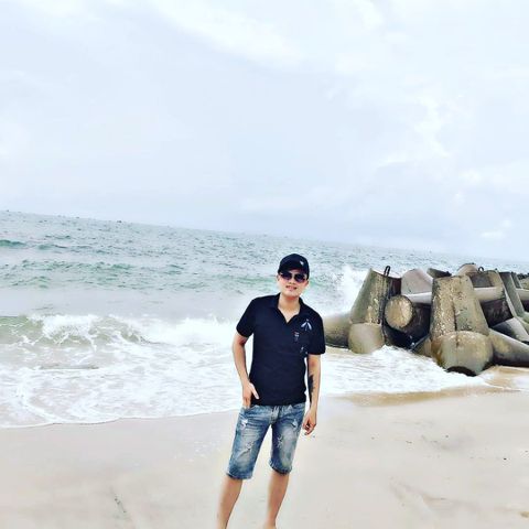 Hoàng Việt Dũng