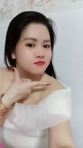 Kelly Trần