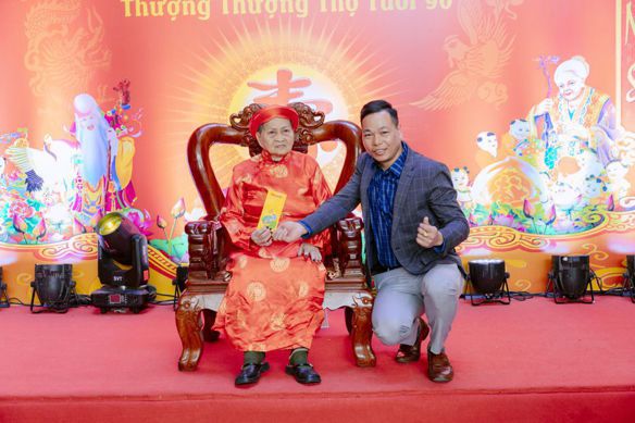 mr Hà
