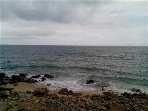 Bên Em Là Biển Rộng