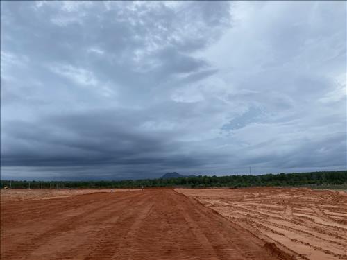 Người ấy là ...