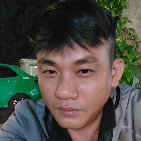 Việt Lê