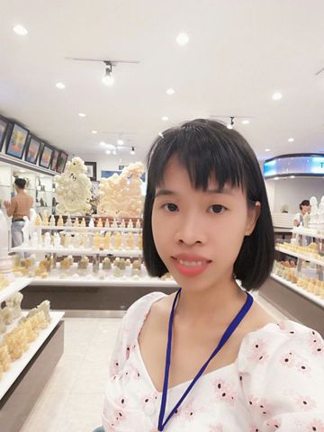 TẠ THỊ BÍCH HOA