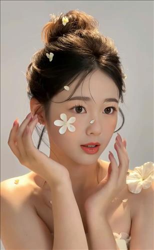 જ⁀➴ Châu Hải My ♡