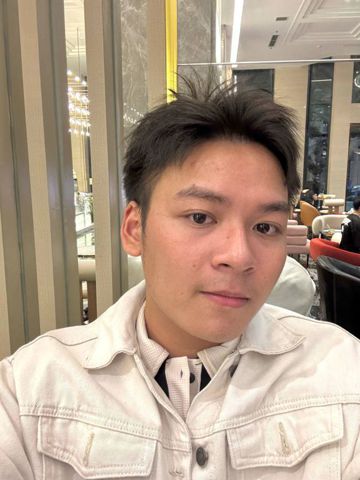 Alex Nguyễn