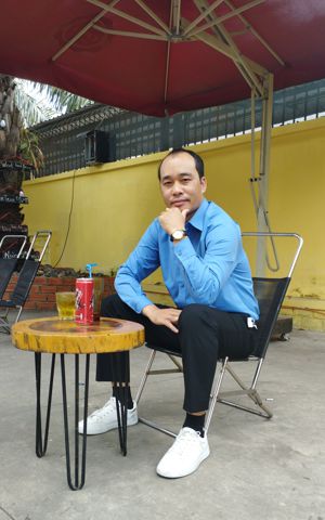 Chính