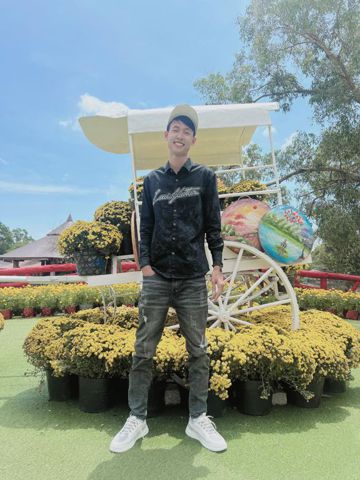 TRUONG MINH NHÍ