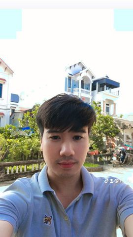 Đức tú