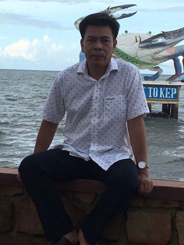 Tư