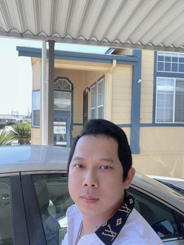 Tìm bạn gái