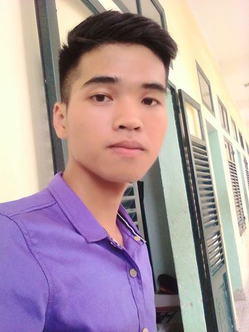 Nguyễn Hoàng Â