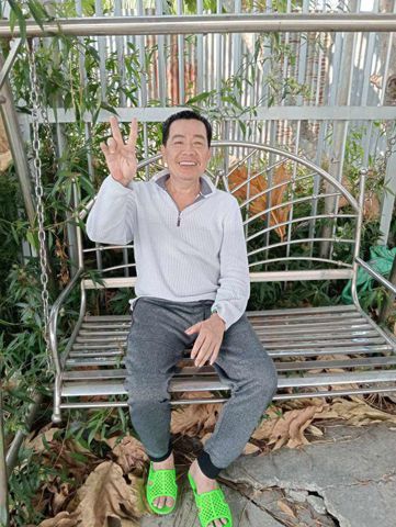 A Khuyền