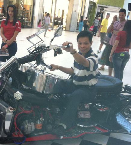 Robert.   ( Mình mệt rồi...