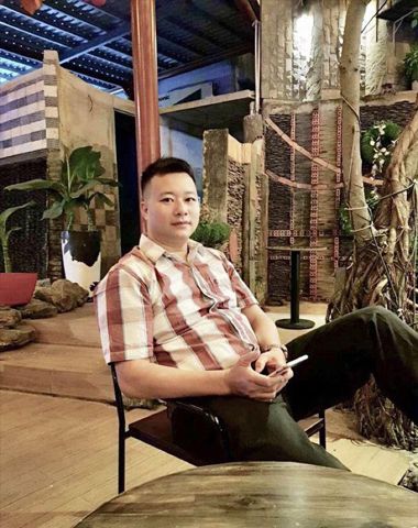 Tìm bạn kết hôn