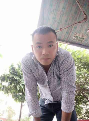 Tân