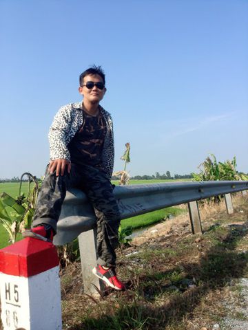 Nguyễn.