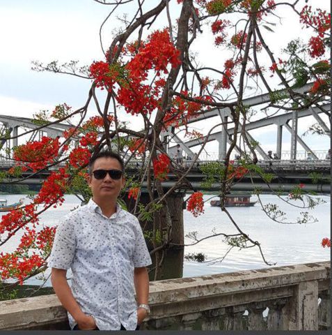 THẾ HÙNG