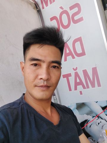 Tôn thất bảo hùng
