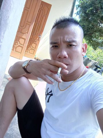 Nguyễn mạnh Dũng