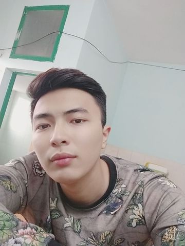 Hiển