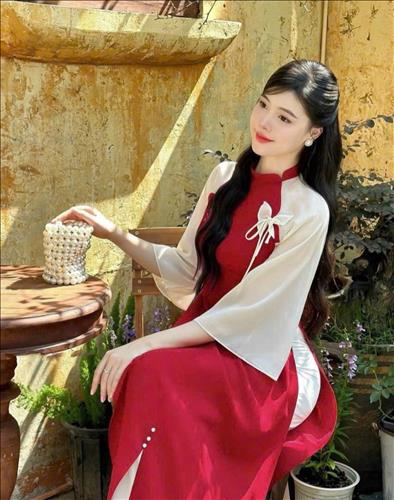 Hồng Nhung