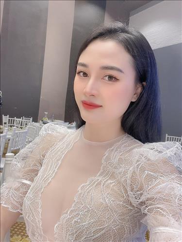 Lê thị huyển trang