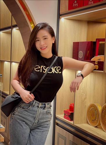 Minh Hằng
