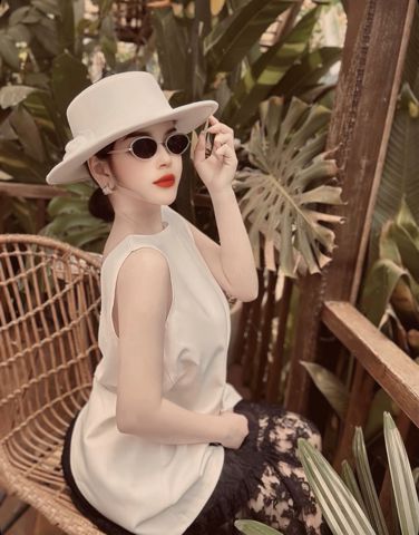 Anna Thư