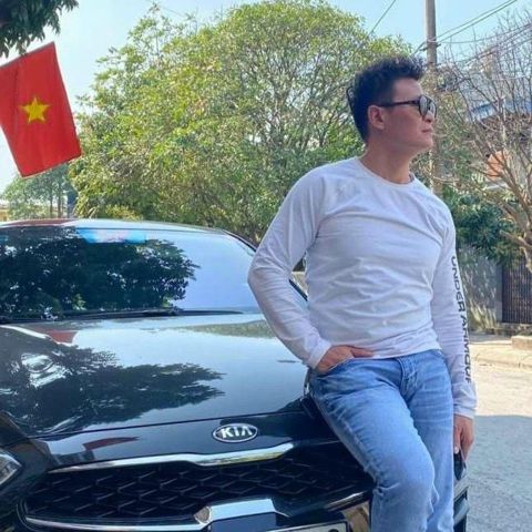 Hùng Nguyễn