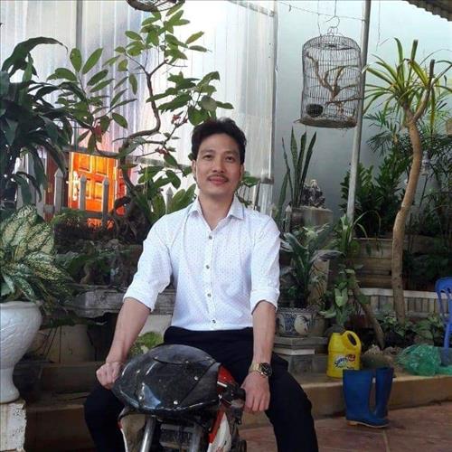 Trần việt