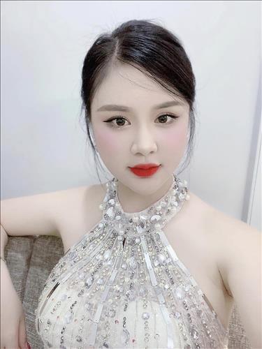 Loan Tuyết