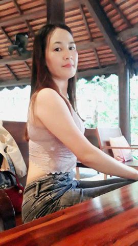 Thơm
