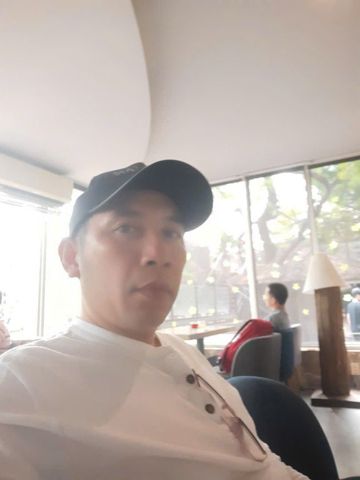 PHÚ