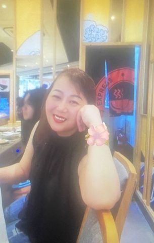 Tuyết Trần