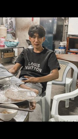 Tuấn