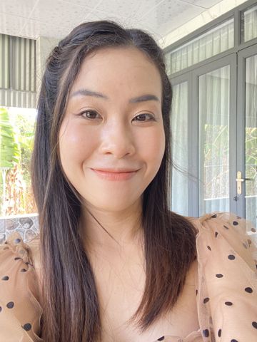 Cô gái nhỏ