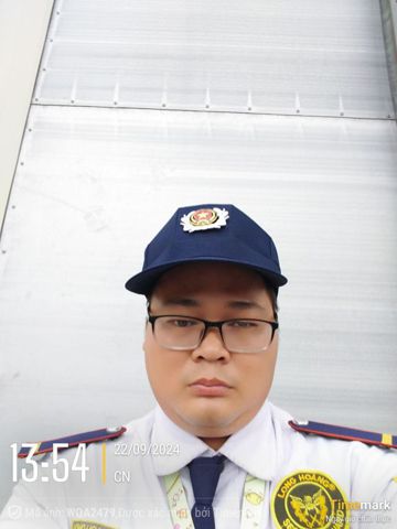 Tân
