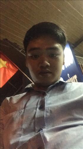 Hùng