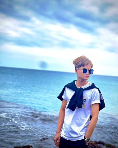 tuấn