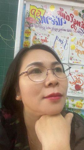 Trần Thị Loan ( nên đọc...
